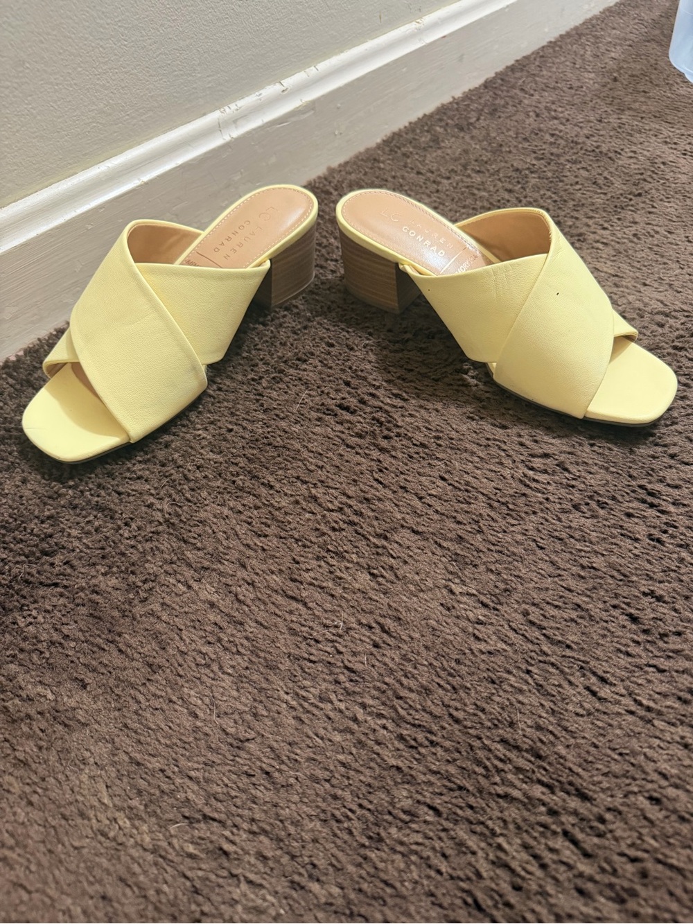 Kohl's Lemon Yellow Cross-Band Block Heel Mules